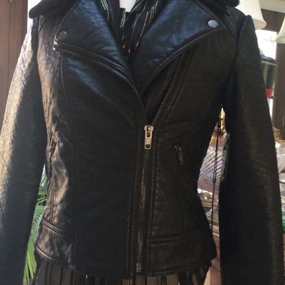 Forever 21 Faux Leather Moto Jacket - Picture 5 of 8